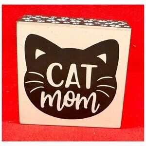 "Cat Mom" Box Sign Wall Art Wall Plaque by Everyday Living ~4" square x 1½"